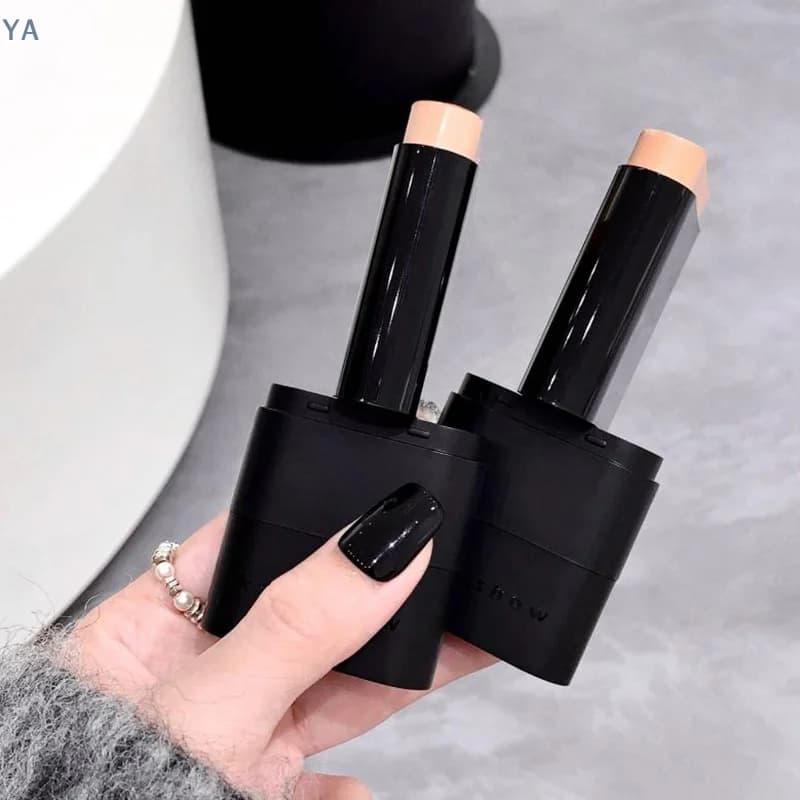 YA Velvet Moist Light Eraser Foundation Stick con Pennello, Correttore a Lunga Durata per un Effetto Impeccabile, Crema Trucco per il Viso, Cosmetico di Bellezza