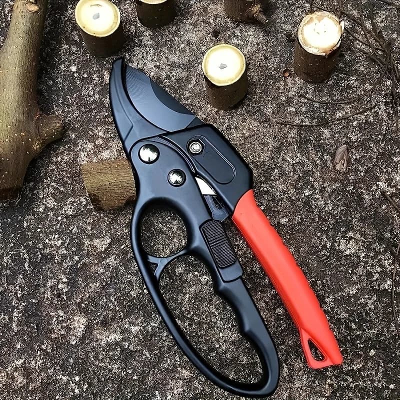 1pc professional ratchet anvil branch shears, segmented pulley pruning cutter, labor-saving manual branch scissors for garden and fruit tree trimming, with ratchet mechanism and anvil groove design, reinforced handle structure, gardening shears