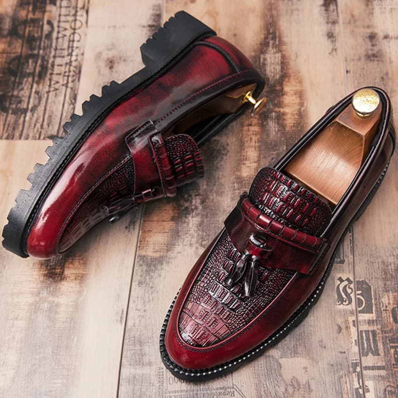 Scarpe brogue classiche in pelle da uomo mocassini con nappe robuste uomo scarpe da lavoro casual da uomo scarpe da ufficio in pelle sociale da uomo
