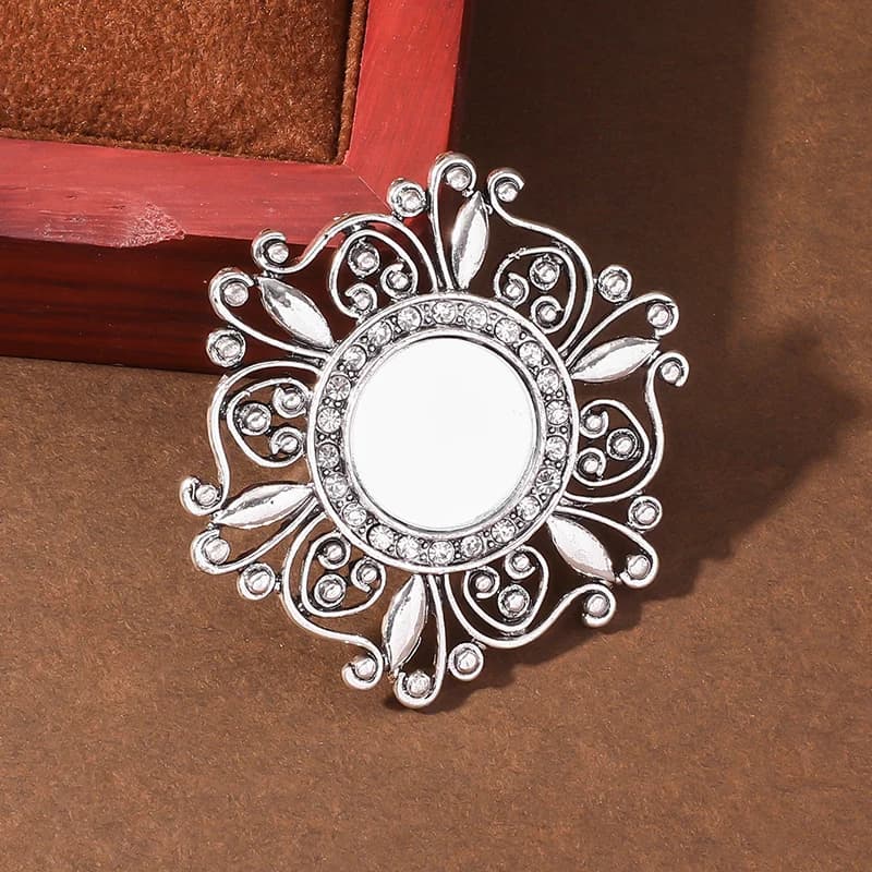 1pcs Women's Fashion Personalized Ring Retro Creative Mirror Adjustable Hollow Dreamcatcher Ring Suitable for Daily Versatile Gi