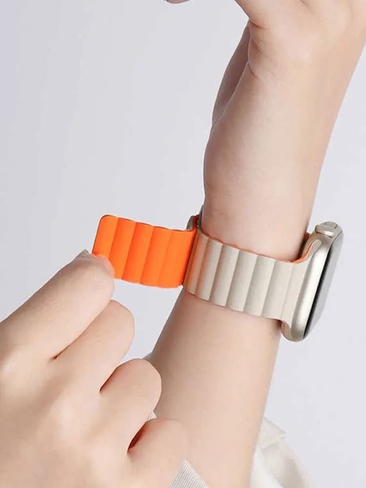 Cinturino magnetico per cinturini Apple Watch 45mm 38mm 49mm 40 42 41mm Bracciale sportivo in silicone serie iWatch ultra 10 9 6 5 7 8 se 44mm