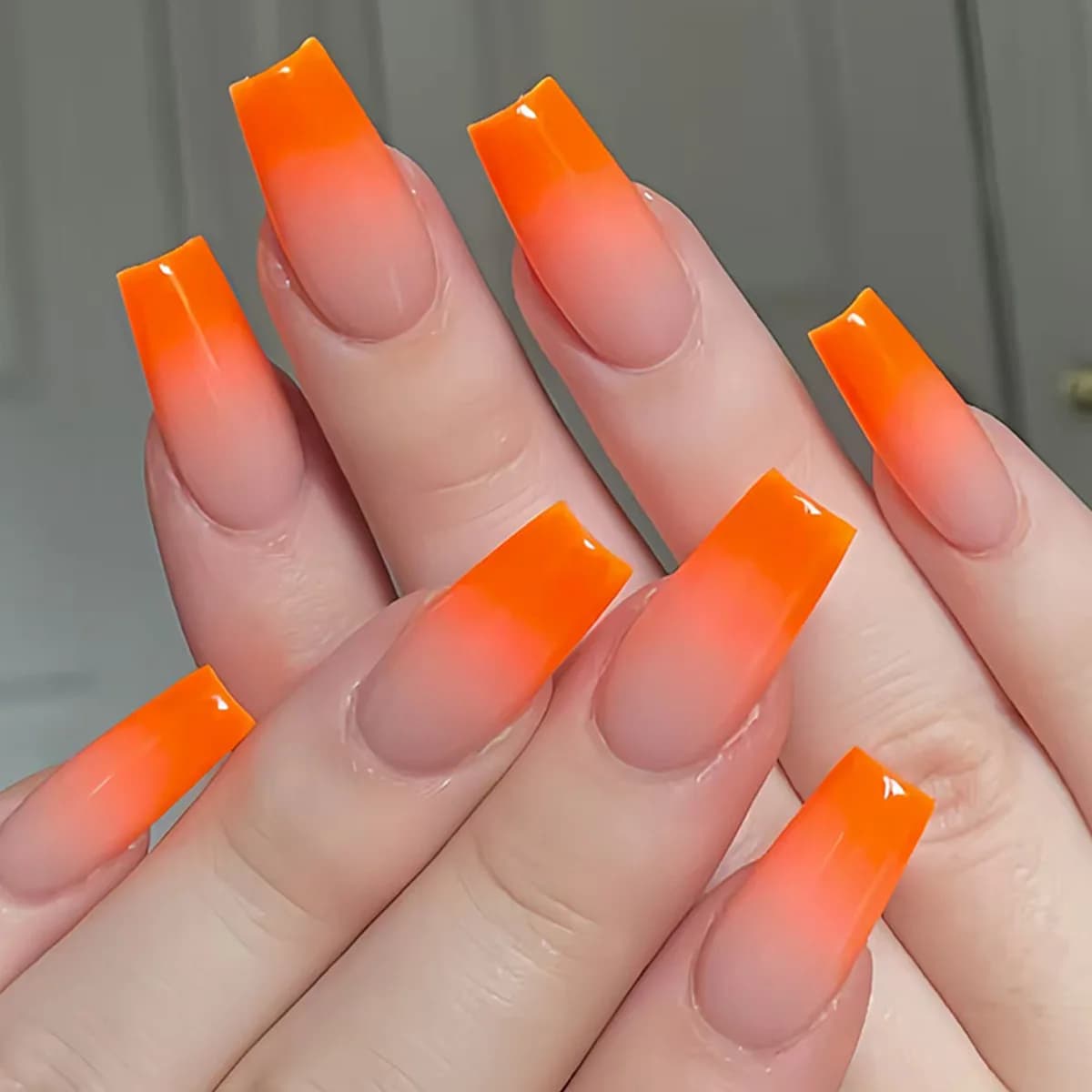Hand Polished Pink Mint Ombre Short Square False Nails Hand Drawn Black Silhouette Palm Tree Seagull Ultra Gloss Smooth Surface Reusable Glue On Nail Set Summer Holiday Fresh Manicure Jewelry Gift for Ladies