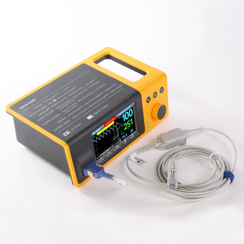 Tabletop Veterinary Pulse Oximeter Patient with Medical Parameters For Pet Care