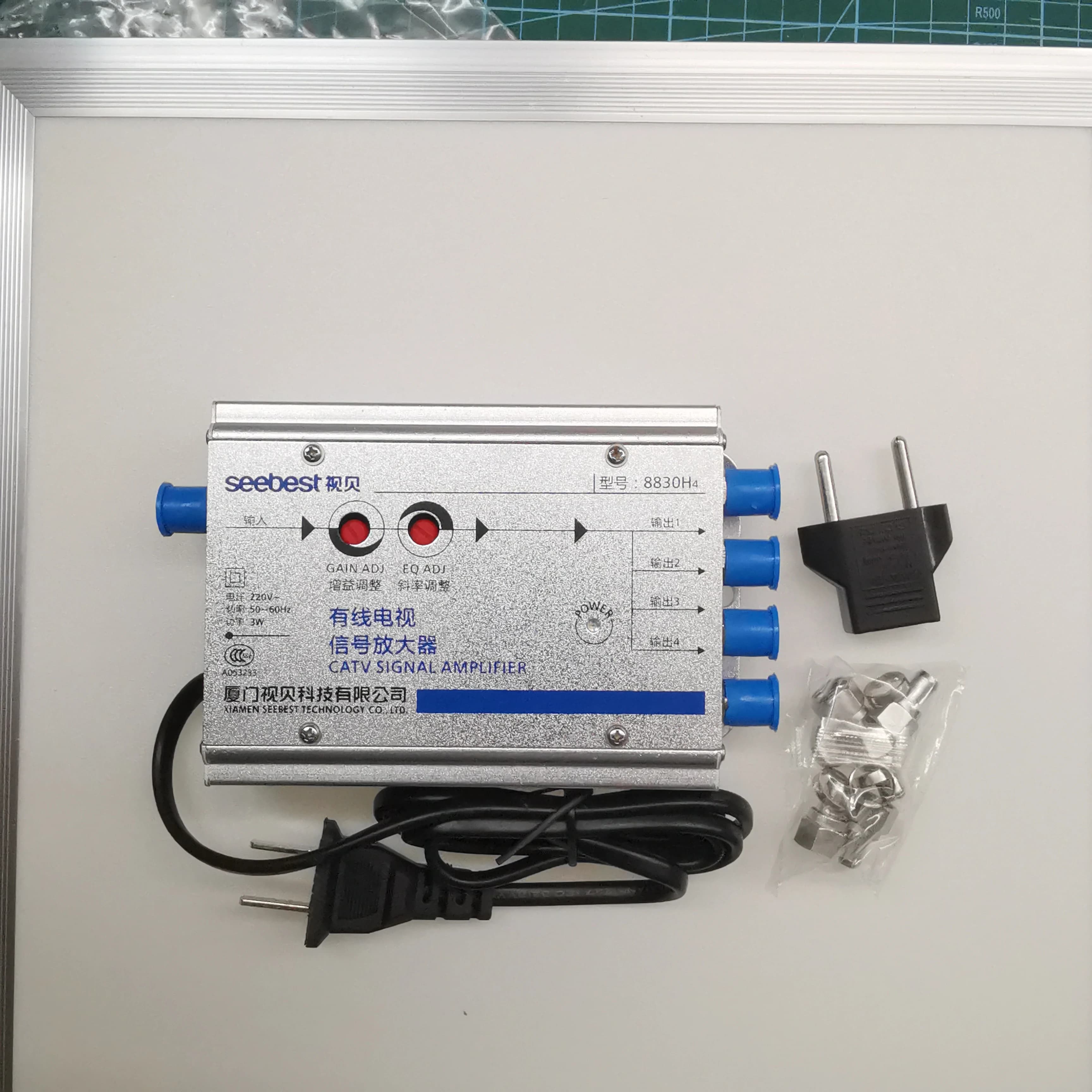 Seebest, amplificatore di segnale TV via cavo, universale digitale a circuito chiuso, 1 In 4 Out 8830 h4 con spina J