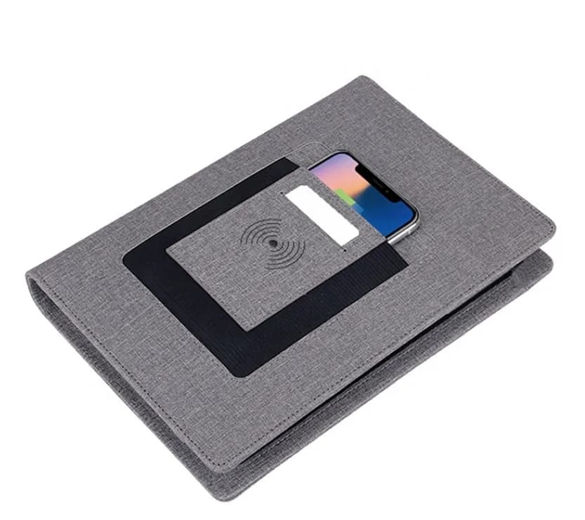 Regali aziendali Trend 2025 con logo Diario intelligente con taccuino digitale con caricabatterie wireless Power Bank