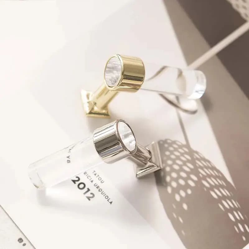 Ganci per vestiti a parete in acrilico trasparente Hardware per bagno in argento dorato maniglie per armadietti moderni pomelli per porte appendiabiti