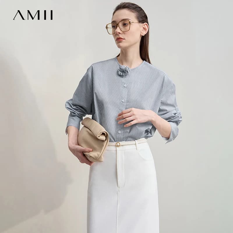 AMII Camicia da donna 2025 Autunno Nuovi Abbigliamento Decorazione tridimensionale Cotone O-Collo Camicetta a righe Top allentato 12543171