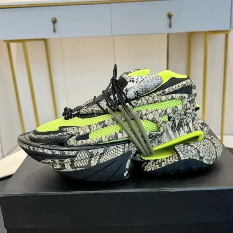2025 Men's Fashion Sneakers Plus Size 46 Mocassini with Women's Platform Lace Up Color Dissolving Sports Shoes Running Sports Apartments