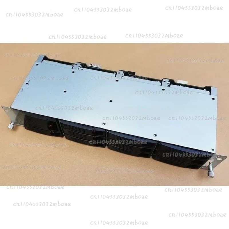 Chassis Qunhui CDN serie SAS hot-swappable nero per NAS con 12 alloggiamenti per dischi rigidi da 3,5 pollici a 6 Gb e 12 Gb di spazio di archiviazione