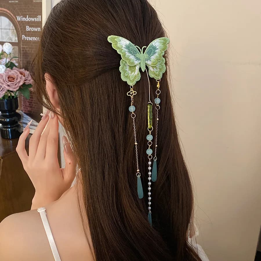 Green Embroidered Butterfly Hair Clips Women New Chinese Style Retro Resin Bead Tassel Duckbill Barrettes Hanfu Cheongsam