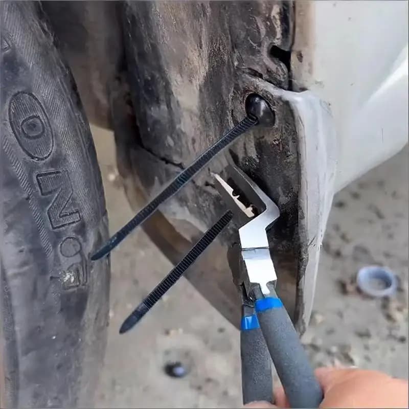 Fibbia per fascette stringicavo fissata al guscio interno del parafango, fibbia per fascette stringicavo per rivestimento interno del bagagliaio