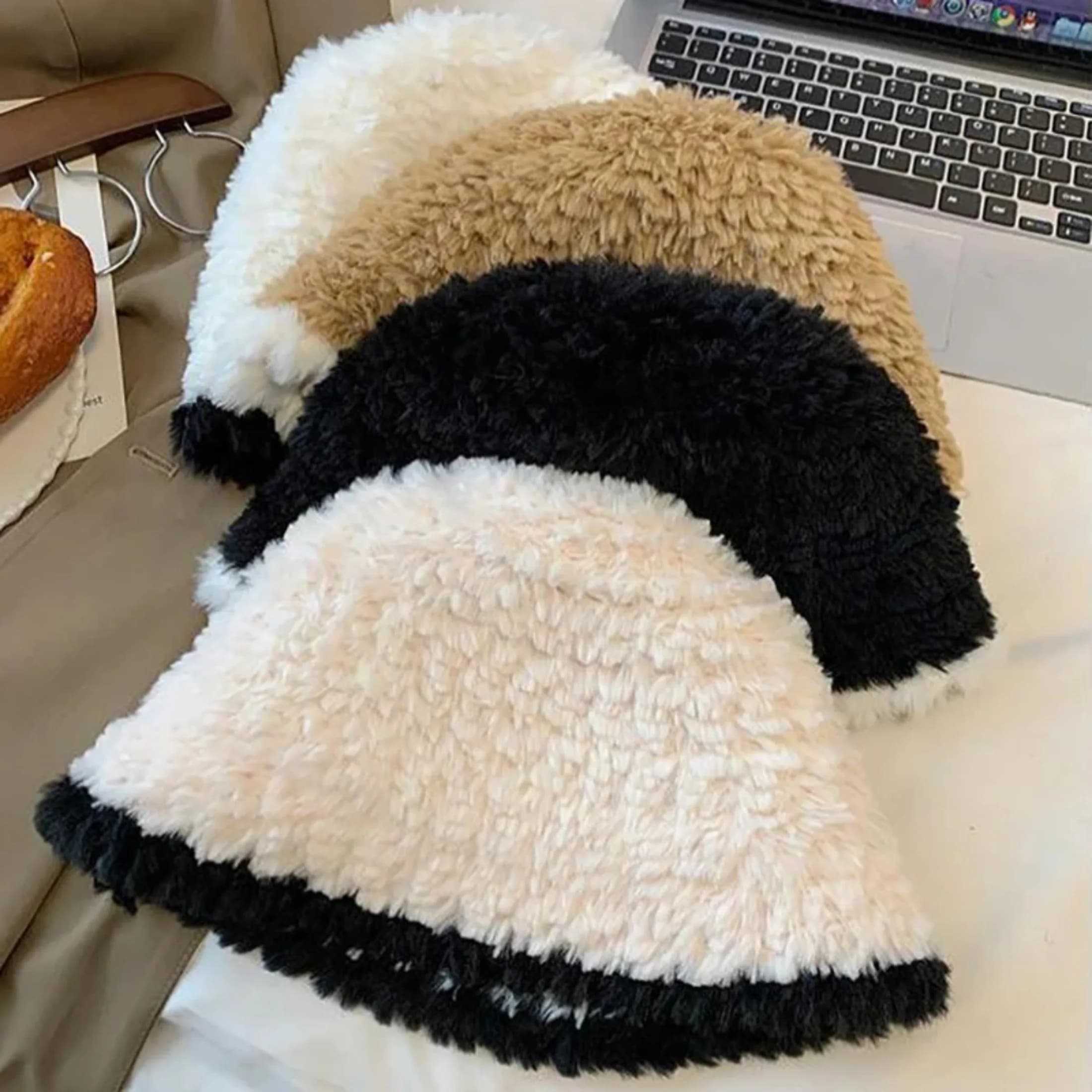 Cappello da pescatore invernale in peluche per donna Addensare caldo berretto da pescatore in pelliccia sintetica Cappelli da bacino femminili a tesa larga in tinta unita coreana