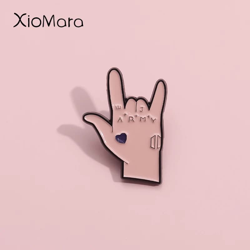 Love You Gesture Enamel Pins Custom Iconic Brooches Lapel Backpack Hat Badges Funny Party Jewelry Gift For Fans Friends