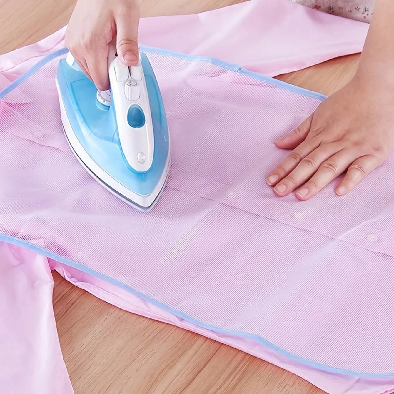Copertura Protettiva in Tessuto per Asse da Stiro, Rete Anti-Pressione, Colori Assortiti, Resistente alle Alte Temperature