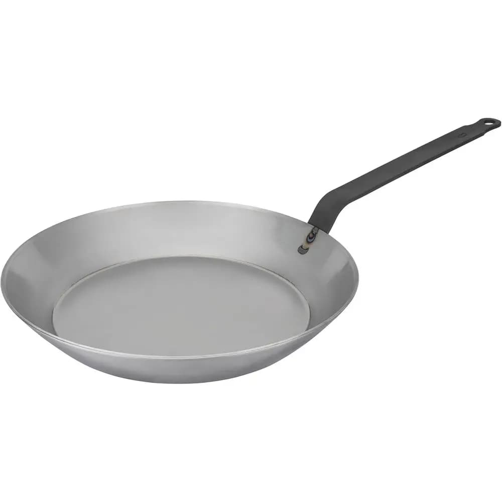 Black carbon steel pan, 9 1/2