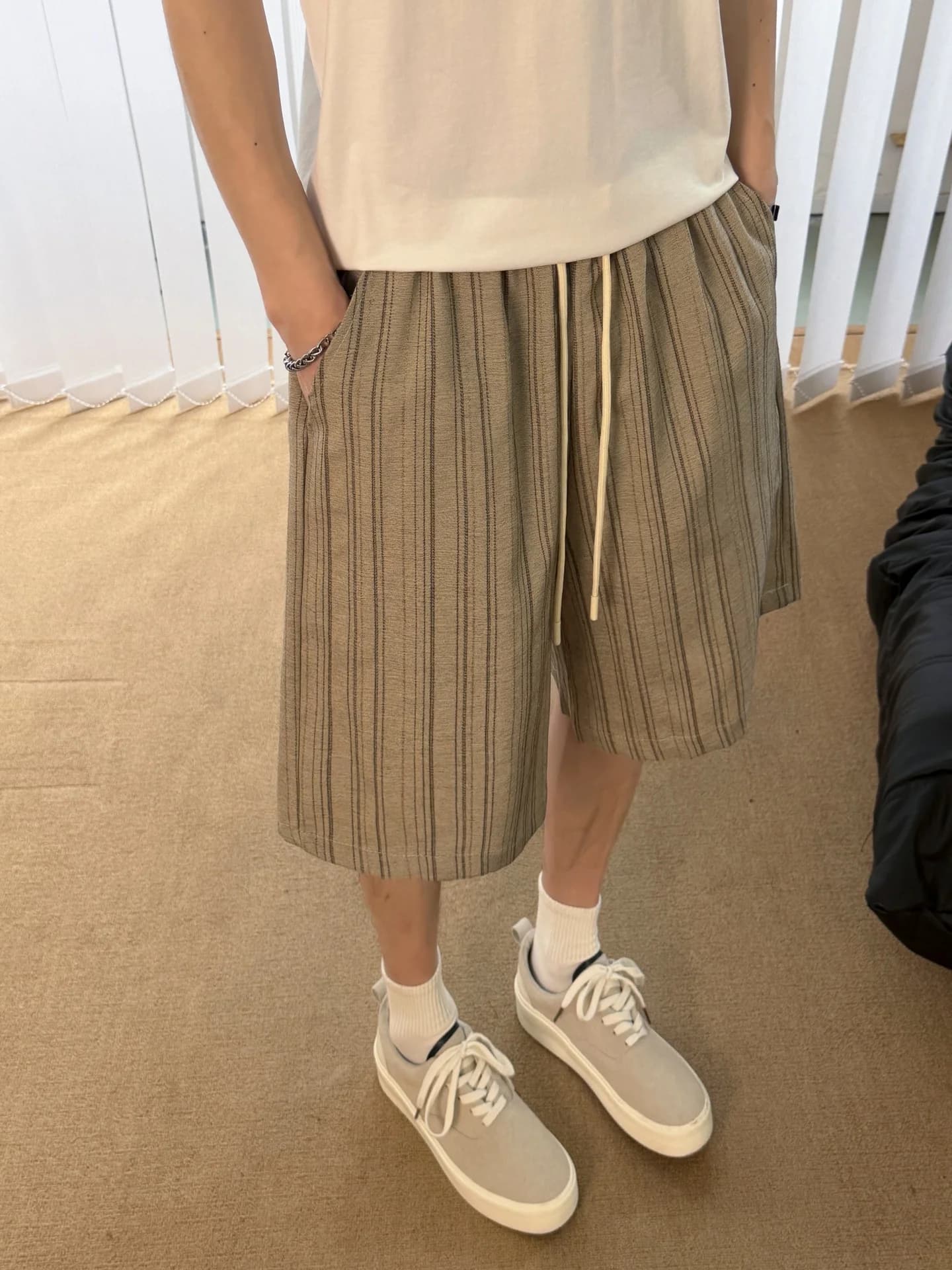 Retro Japanese Style Men's Summer Thin Wide Leg Drawstring Shorts Five-Quarter Length Casual Loose Fit Leisure Pants