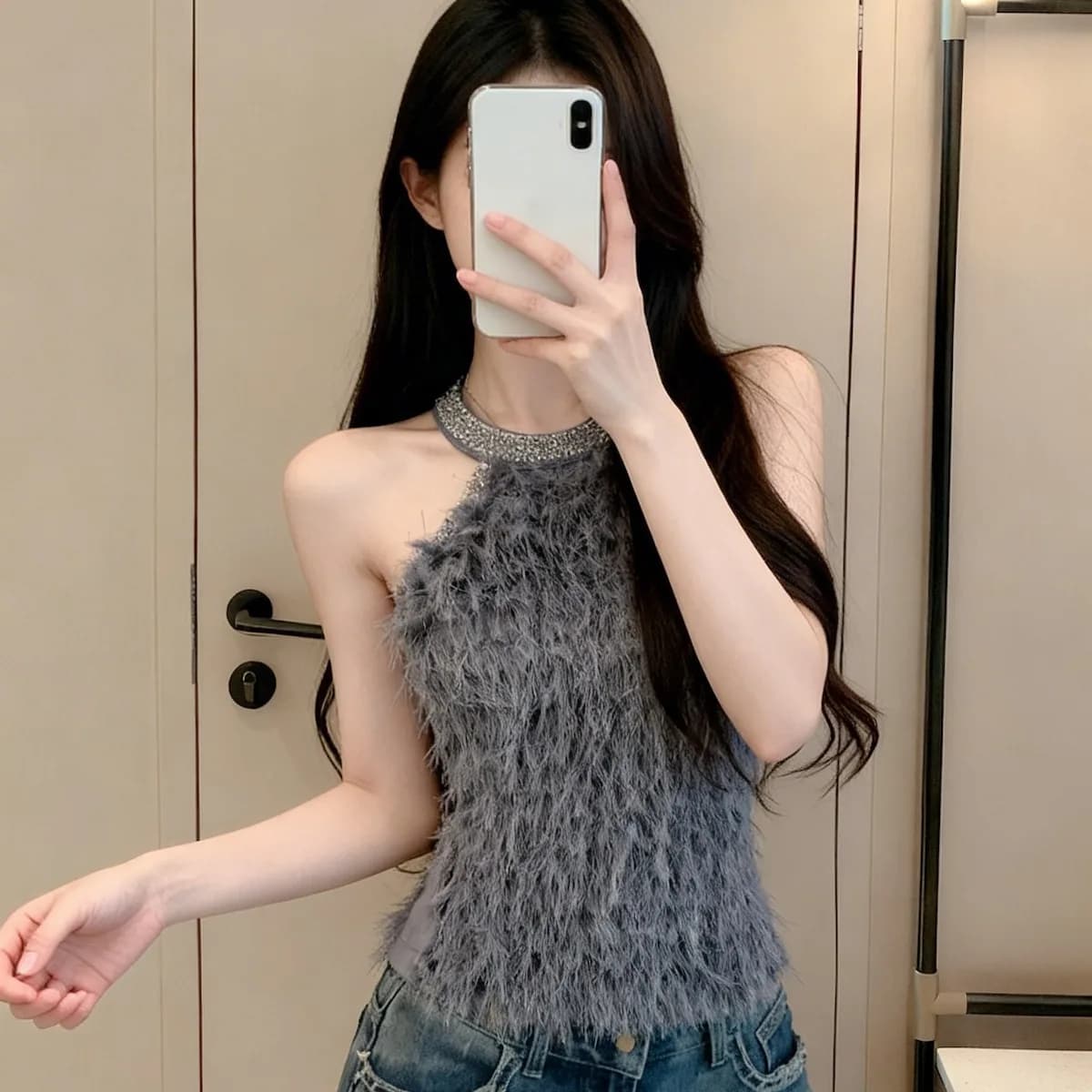 Sexy Heavyweight Rhinestone Lace Patchwork Vest Strap Women's Spring 2026 V-neck Slimming Sleeveless Top Fashionable Versatil...