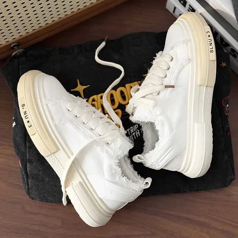 L'aspetto aumenta l'estate in pelle naturale stivali da uomo scarpe stivaletti marche da uomo sneakers sportive alla moda nuovo arrivo