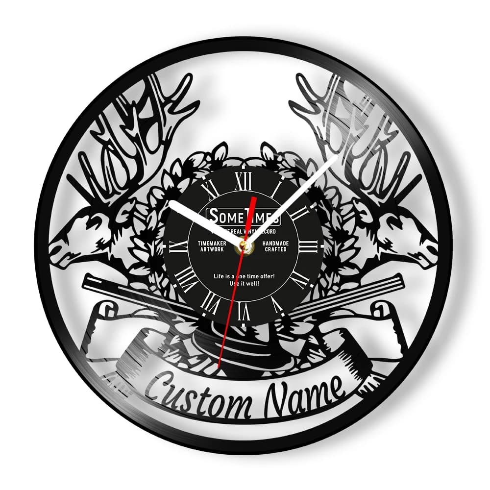 Orologio da parete personalizzato da caccia di cervi realizzato in vero vinile Record Wildlife Man Cave Music Art Decor personalizzato Hunter nome orologio da parete