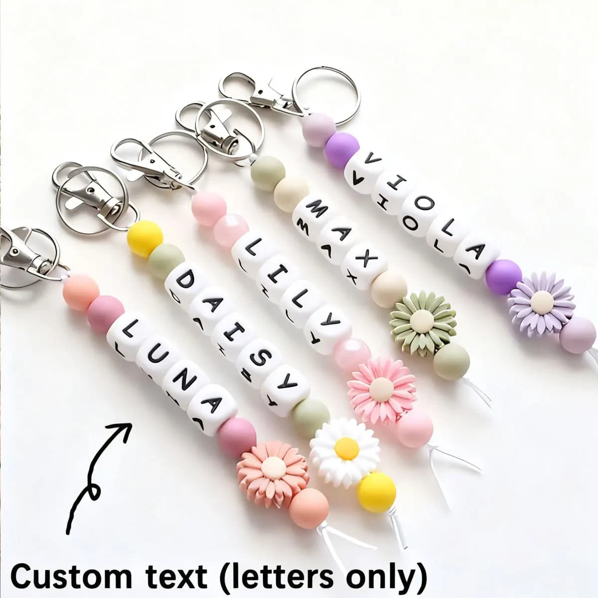 1 portachiavi personalizzato in silicone margherita personalizzato, portachiavi con perline, ciondolo per borsa/tazza, portachiavi con targhetta con nome, regalo di Natale
