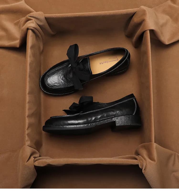 Women's Vintage Style British Moccasins, New Arrivals Spring, Fashion Low Shoes with Big Heel and Bow Detail