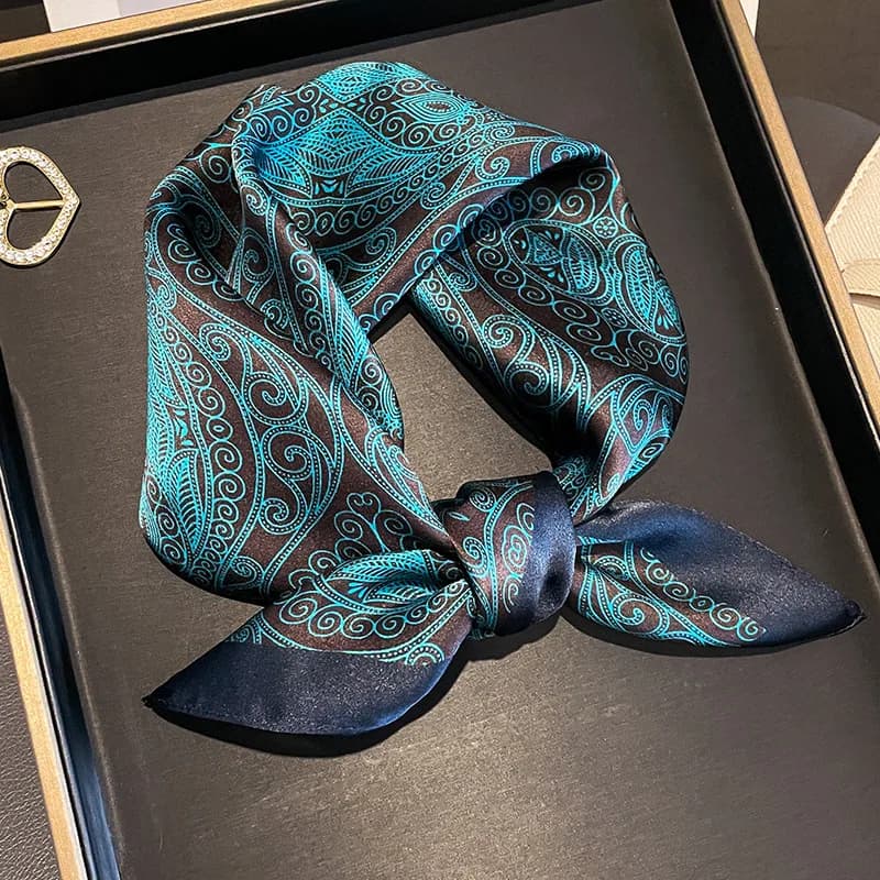 100% Pure Silk Scarf Neck Square Neckerchief Bandana Luxury Brand for Women Shawls And Wrap Office Hijabs Foulard Female Scarves