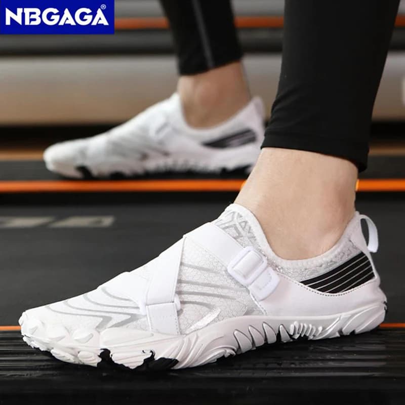 Lightweight Comfortable Couple Fitness Shoes Indoor Running Sneakers Breathable Gym Training Sport Shoes for Men&Women