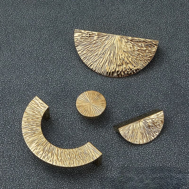 Maniglie per mobili in ottone con motivo martellato lineare, pomelli e maniglie in oro/argento brillante per cassetti, cassettiere, armadietti