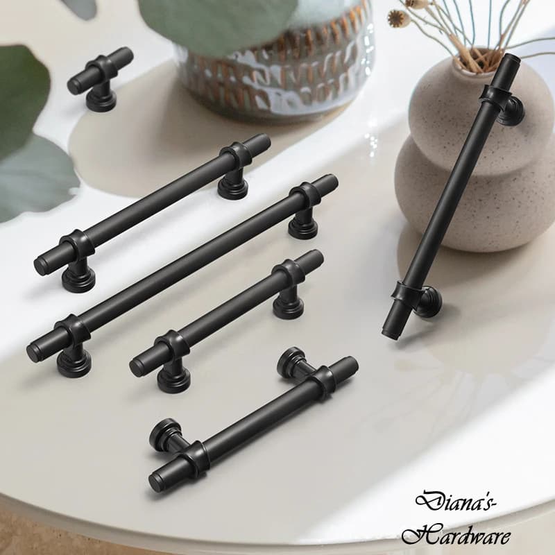 Modern Simple Black Handles for Furniture Wardrobe Cabinet Europe American Drawer Knob Hardware Kitchen Cabinet Handles