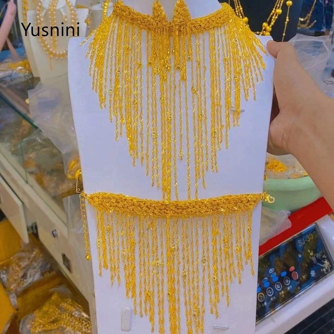 Nuovo set di gioielli di alta moda UE Dubai placcato oro 24K, composto da collana, orecchini e bracciali, squisito set di gioielli per fidanzamento e feste per innamorati