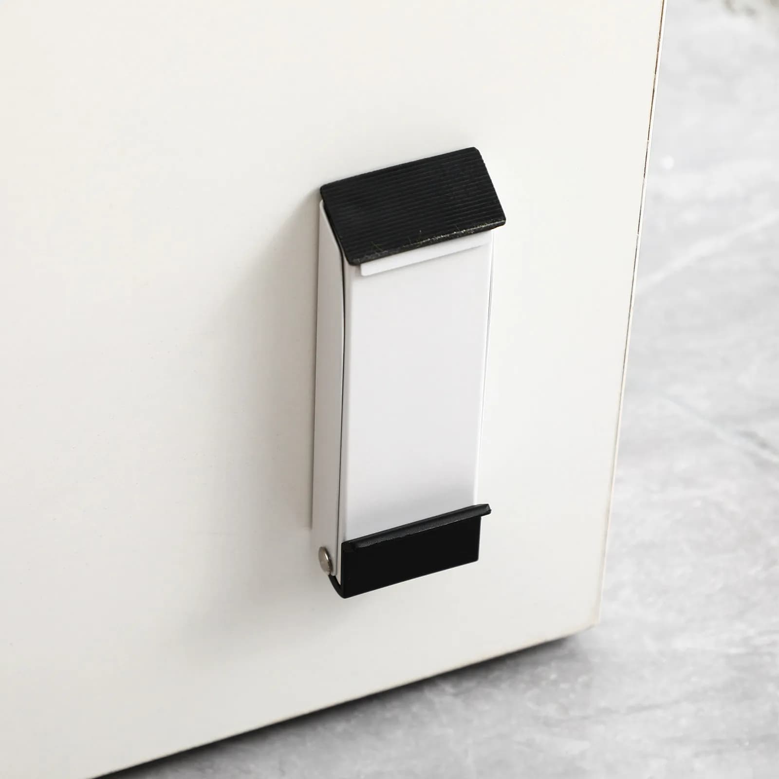 Fermaporta Senza Foratura con Design a Pedale, Adesivo Forte Rimovibile Senza Danni, Fermaporta di Sicurezza per Hotel