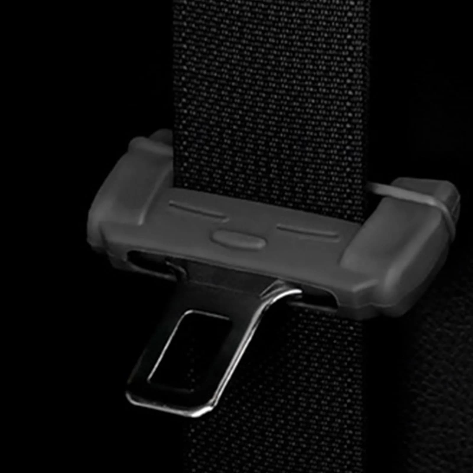 Covers car seat belt buckle with scratch-resistant and wear-resistant material suitable for car interior decoration