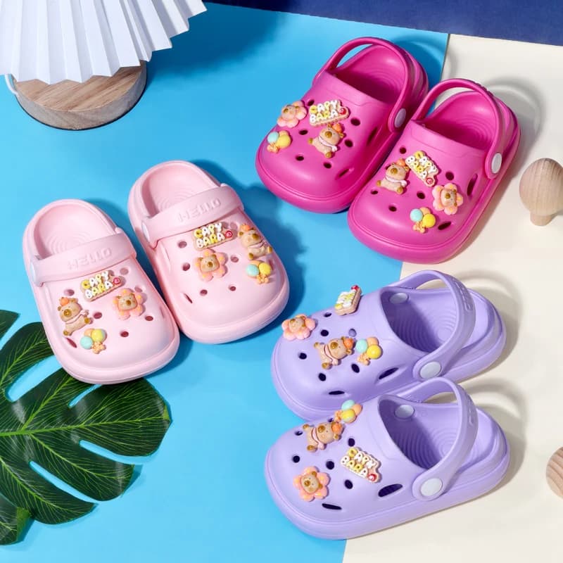 Cute Capybara Children's EVA Garden Shoes Summer Anti-slip Waterproof Breathable Boys and Girls Outdoor Slippers Beach Sandals