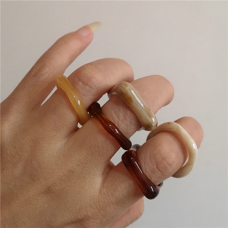 5-Piece Retro Resin Material Multi-color Ring Set Fashionable Elegant For Women Can Be Stacked And Worn Wholesale Direct Sale