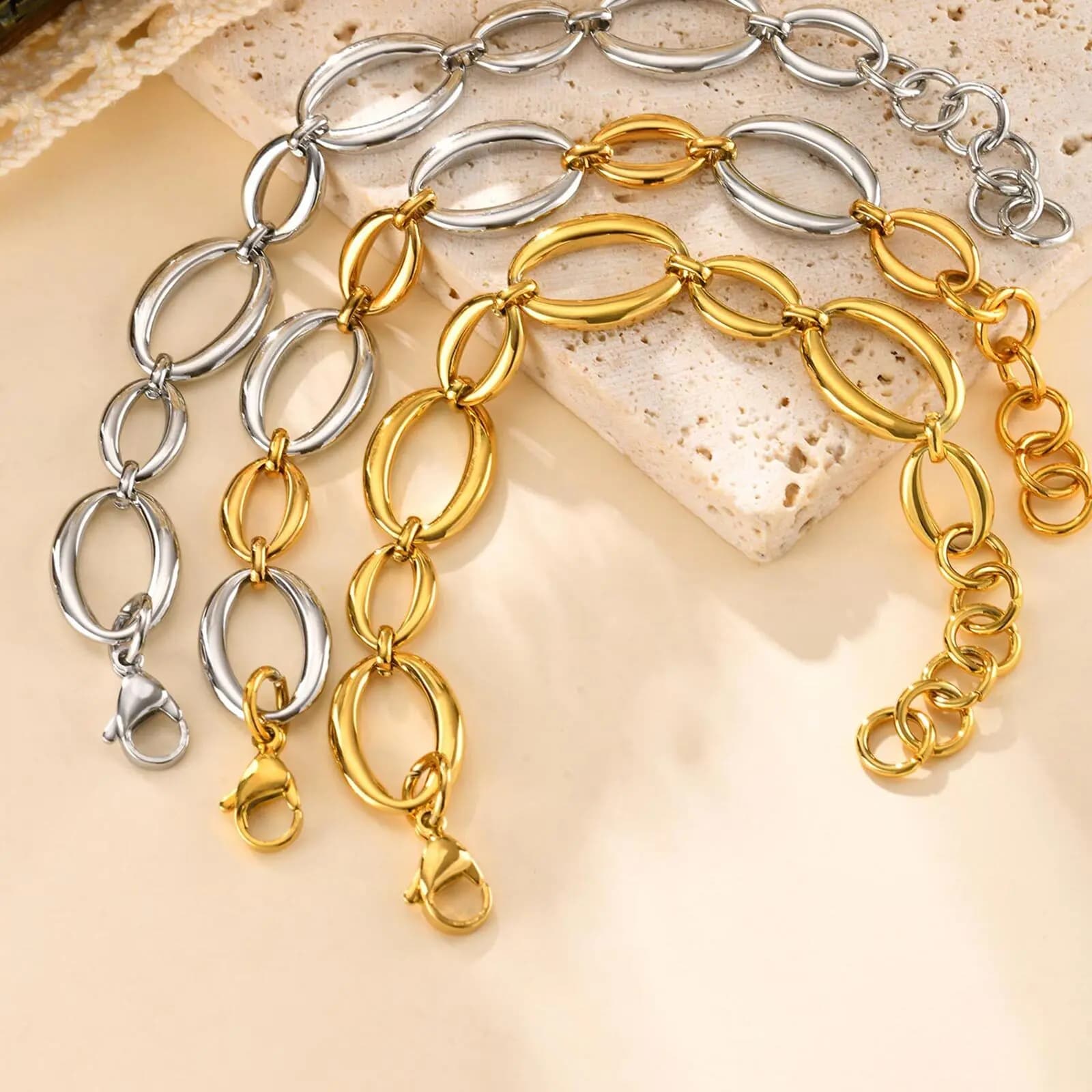 Two Tone Geometric Oval Chunky Link Bracelet for Women, Stainless Steel Stylish Minimalist Chain Bracelet Bangle Non Tarnish
