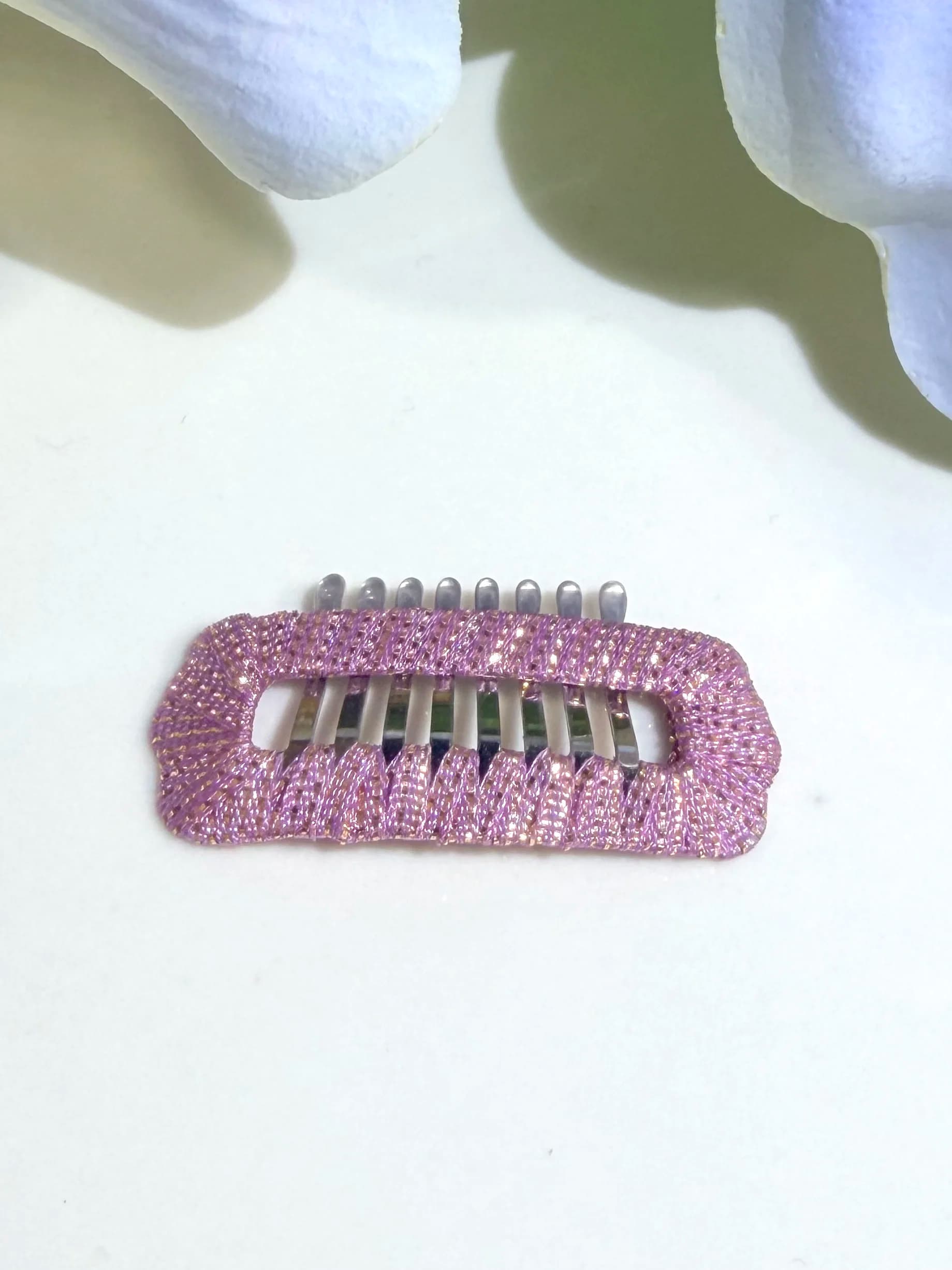 New Style Pet Hair Clip With Embedded Gold Wire, Stainless Steel BB Clip, Threaded Peel Clip, Maltesi Clips