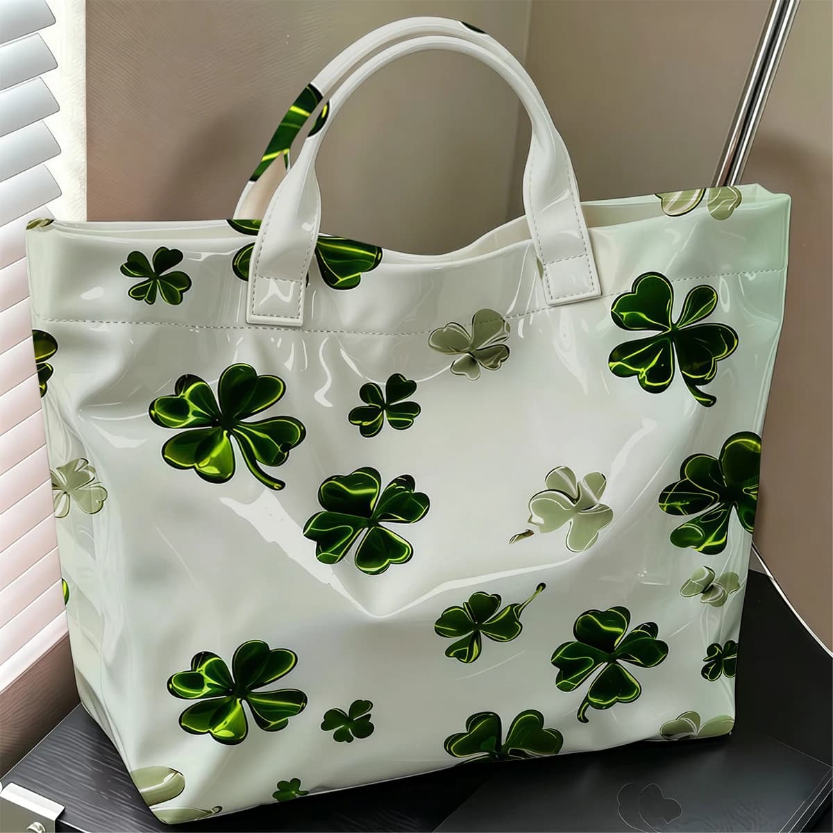 Lucky Clover Hot Sale Large Glossy PVC Tote Bag Hand Washable Waterproof Great for Travel Commute Makeup Storage Handbags