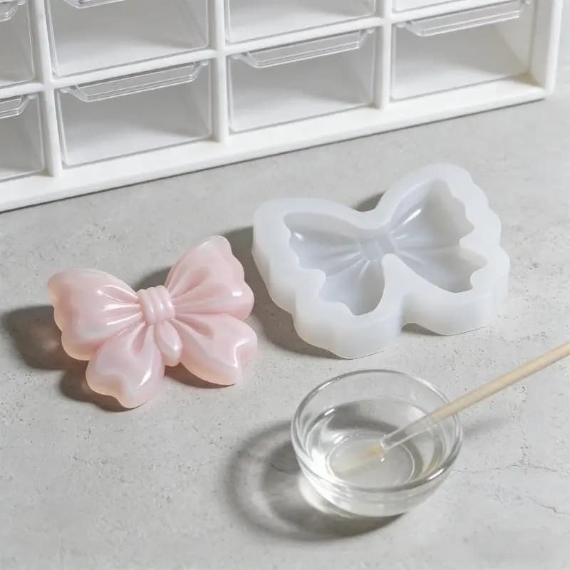 Y1UD Bowknot Silicone Molds Easy Demolding For Epoxy Resin and Handmade Soap And Chocolate Fondant Baking Tool