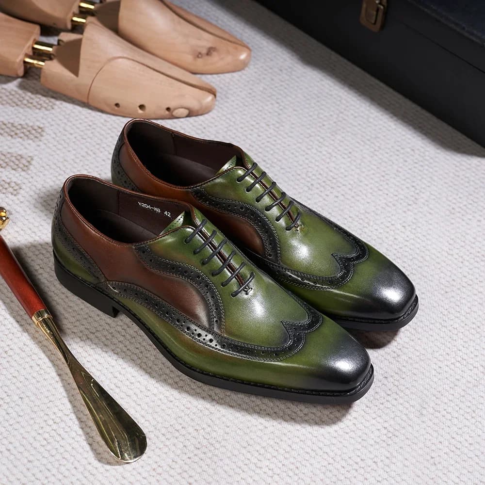 Oxford da uomo italiani di lusso in vera pelle Brogue Wingtip Scarpe eleganti da cerimonia per feste da uomo Scarpe classiche da ufficio stringate