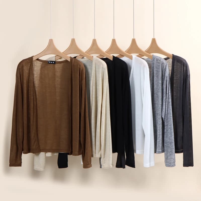 Ultra thin summer coat with long sleeves for women, with down shoulders, sun protection, ideal for air-conditioned environments, solid color, strong sizes, for moms