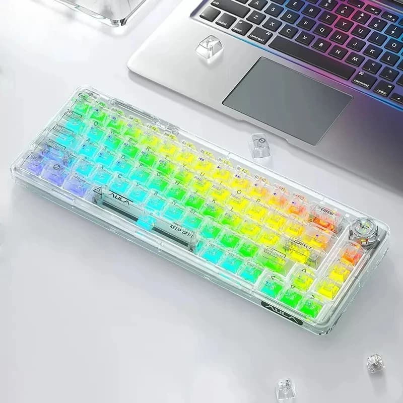 Tastiera meccanica wireless trasparente compatta F68 al 60% Tastiera da gioco cablata Bluetooth retroilluminata RGB per PC portatile IOS MAC