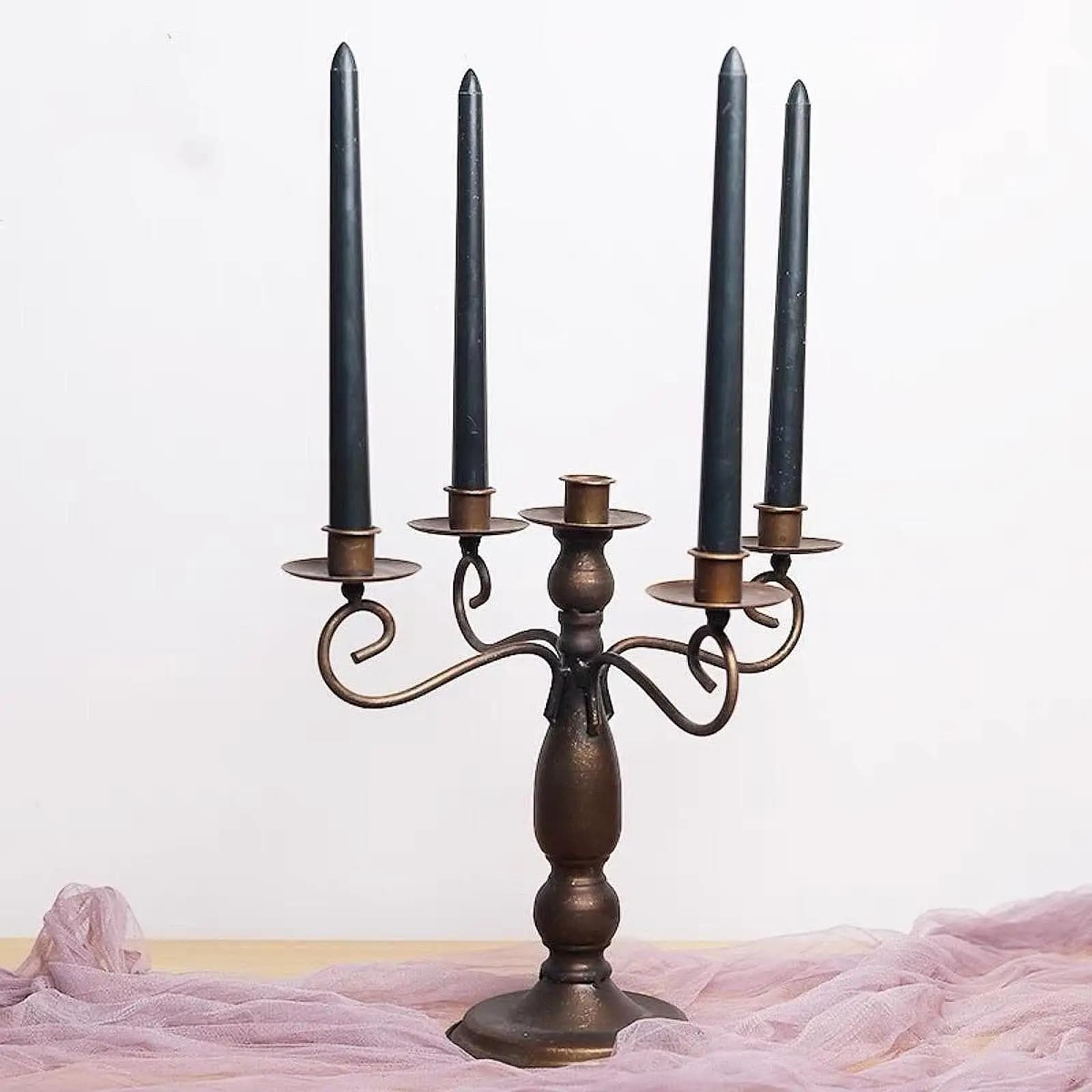 Portacandele a 5 bracci Candelabro in metallo Casa Soggiorno Candelabrum Candeliere per San Valentino Natale Halloween Cucina