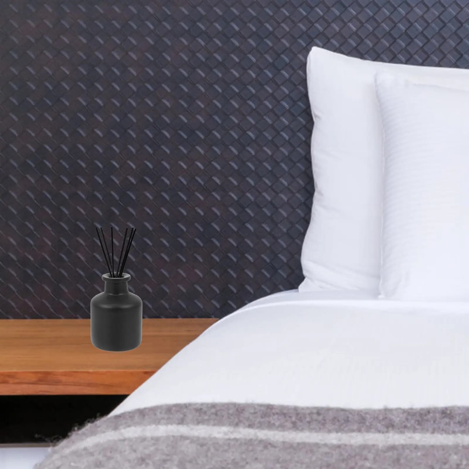 Set di 3 Bottiglie in Vetro per Aromaterapia, Contenitori per Diffusione di Oli Essenziali e Fragranze, Decorazione per la Casa