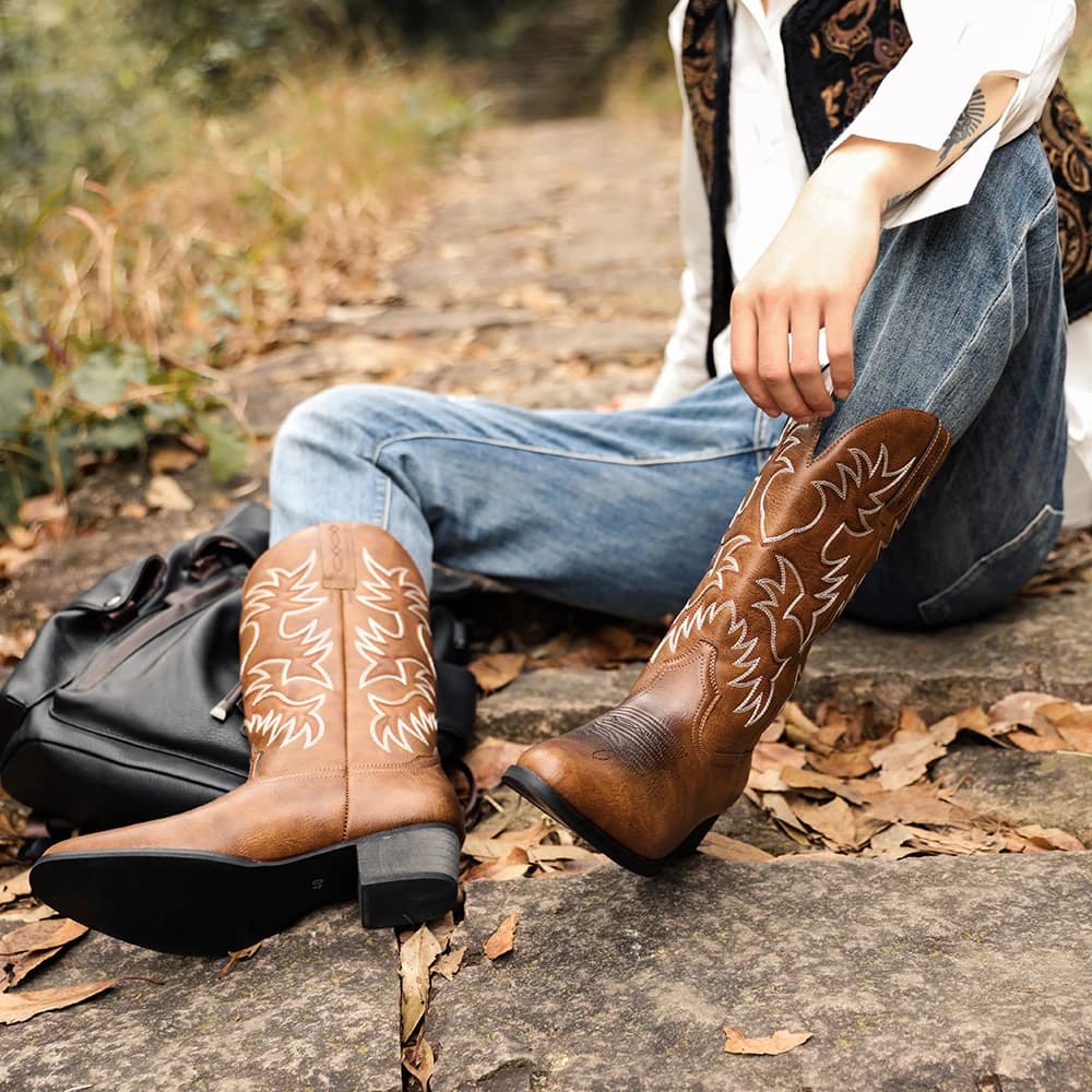 10A Mioeert Men's Heritage Round Toe Sole with wooden heel Western embroidered cowboy boots
