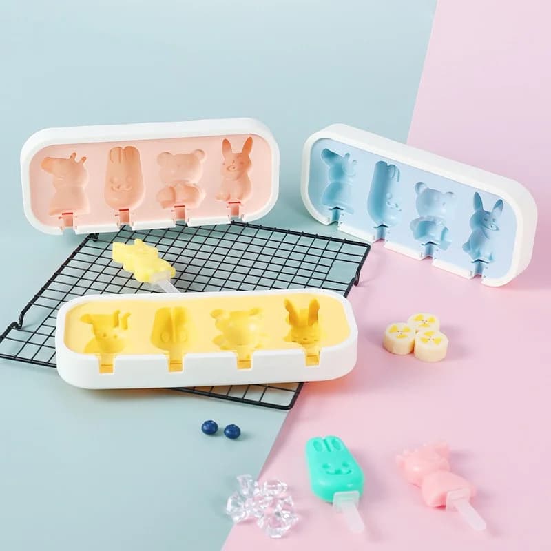 Stampi in silicone per gelato a forma di animali dei cartoni animati, facili da usare, con coperchio e bastoncini, per realizzare ghiaccioli fai da te, gelati e barrette di gelato.
