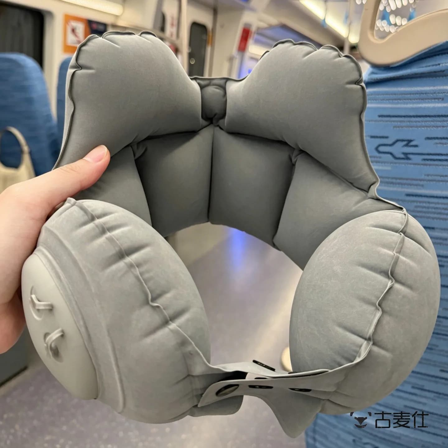 Inflatable U-Shaped Neck Pillow Travel Companion for Airplane And High-Speed Rail Children's Sleeping Aid Portable Compressed...
