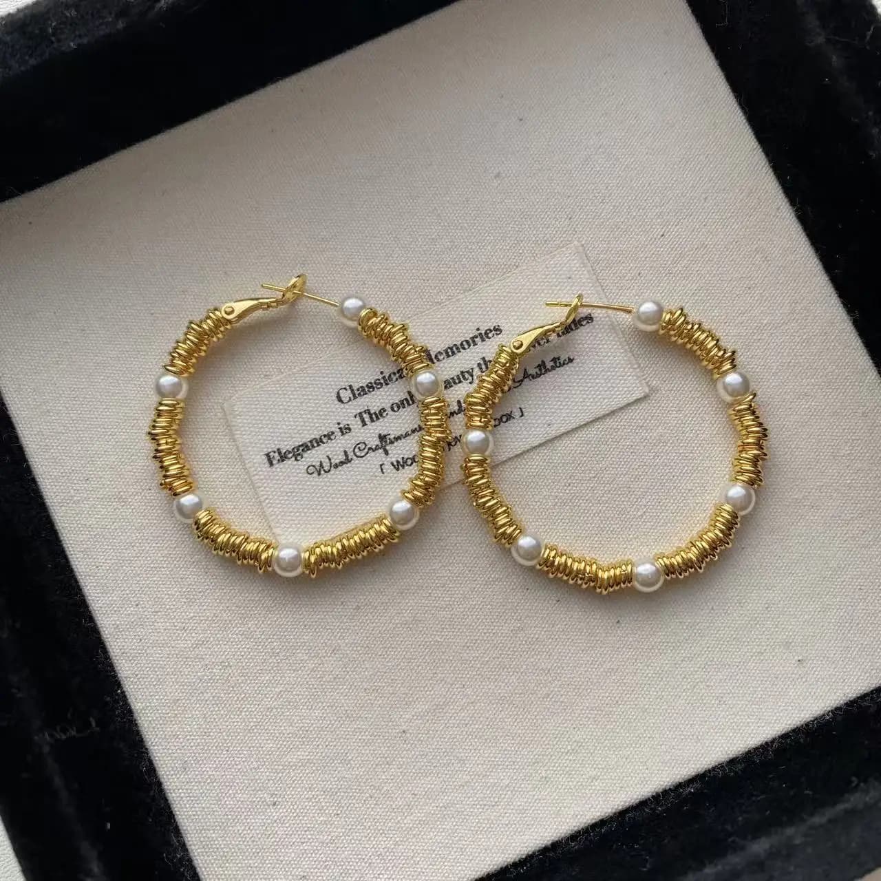 Orecchini in argento spezzato in oro 22 carati placcati in rame con aghi in argento 925, orecchini versatili alla moda di lusso per le donne