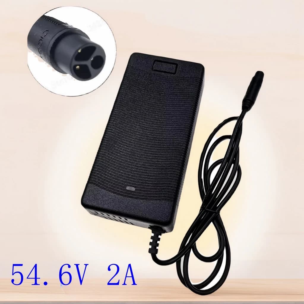 Caricabatterie 54.6V 2A per Scooter Elettrico MI4-Julet 3105, Accessori per Batterie Li-Ion - Attrezzatura di Ricarica per Veicoli Elettrici