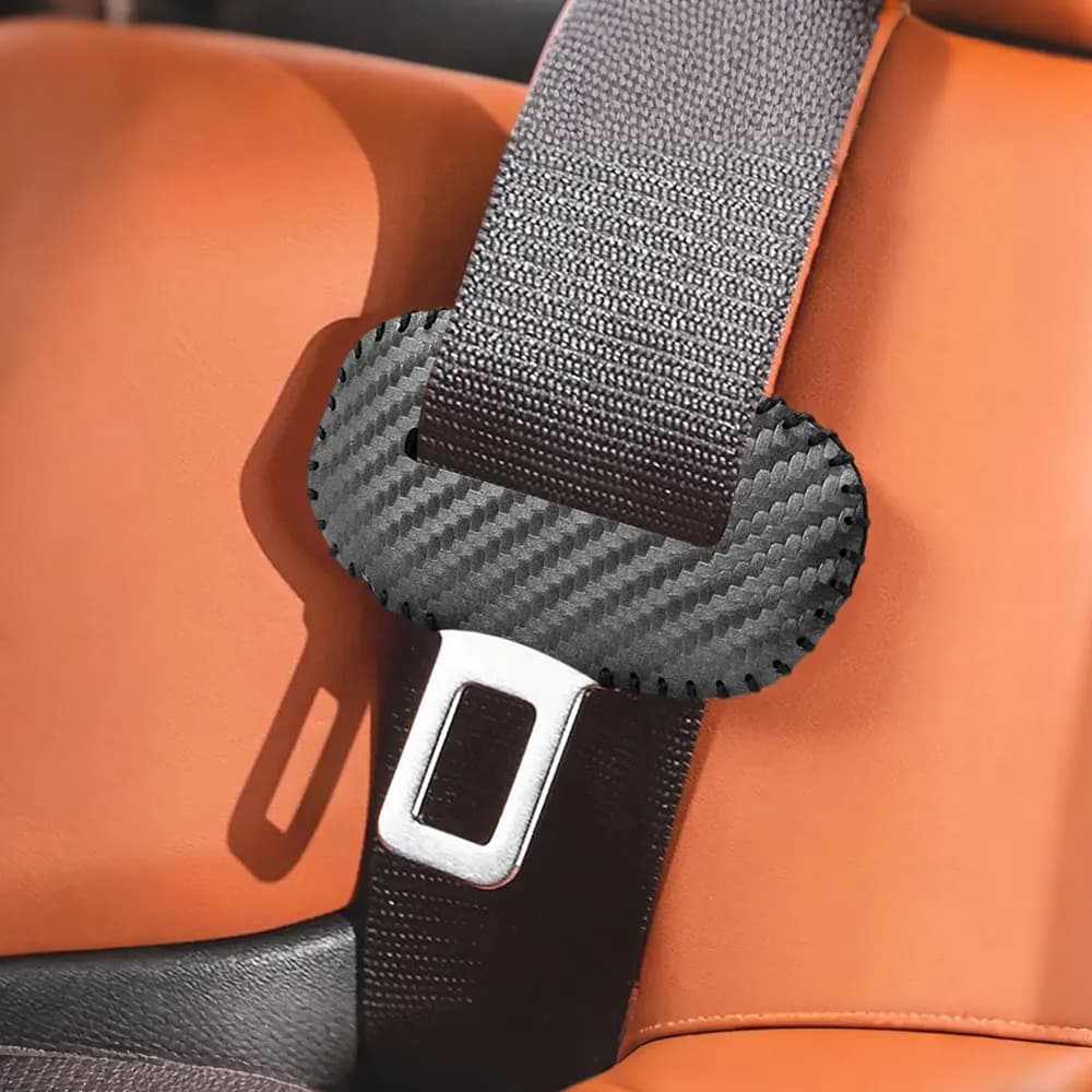 2X Universal Carbon Fiber for Car Belt Buckle Protective Clip Case for inner leather buttons Anti-scratch cover Safety accessories