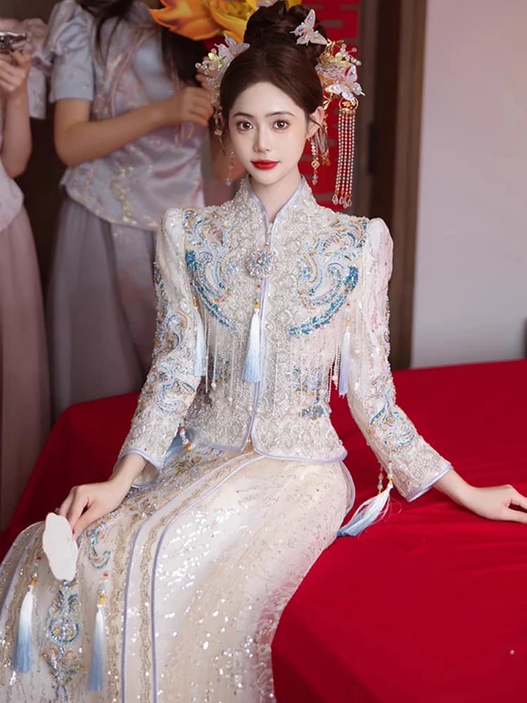 Abito da sposa corto estivo sottile color azzurro ghiaccio, stile cinese, con trapuntatura Drago e Fenice